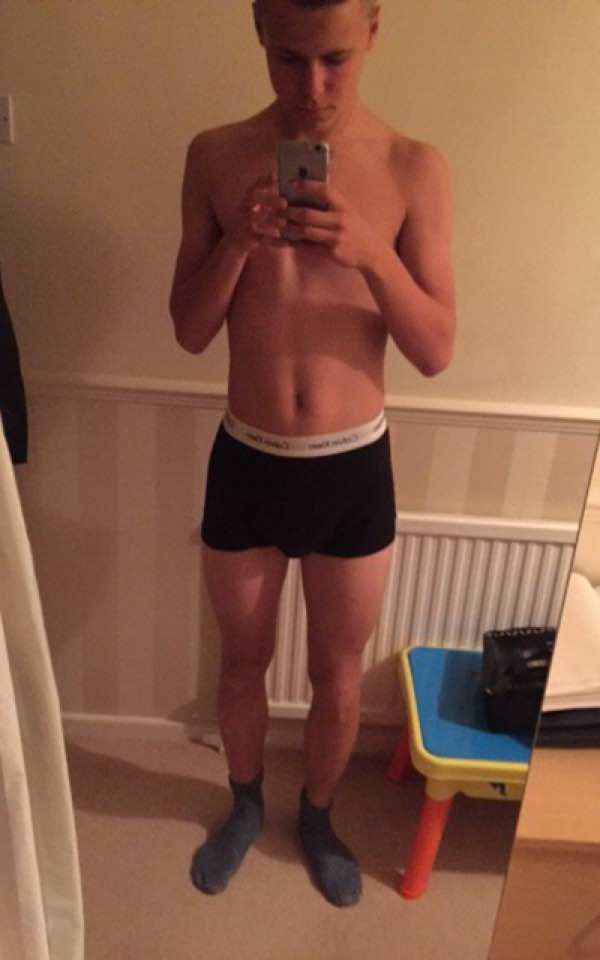 Cute teen boy self pic
